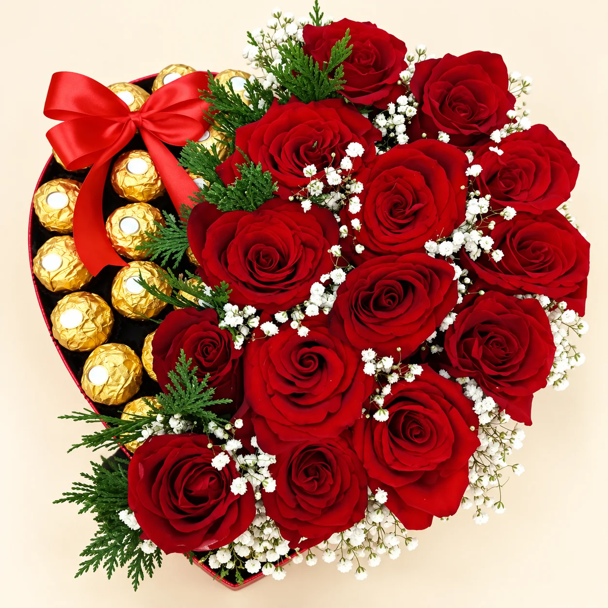 Corazón de Rosas y Ferrero - Caja corazón con 14 rosas rojas y 16 Ferrero Rocher