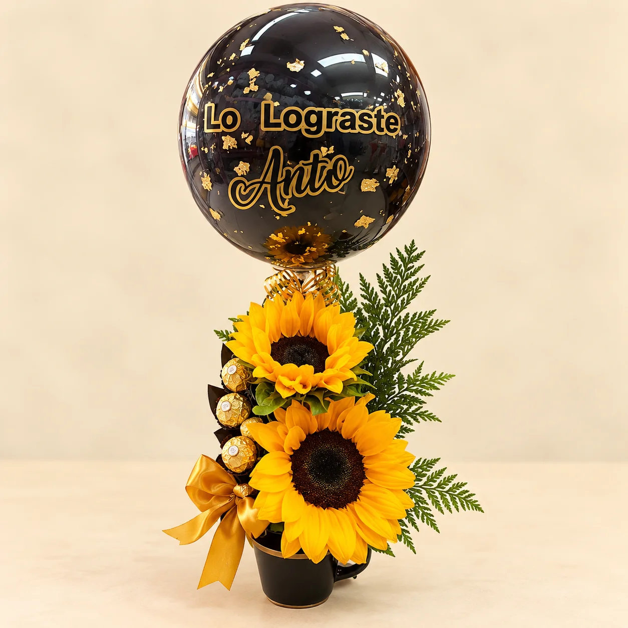 Lo Lograste - 2 girasoles y 3 Ferrero Rocher con globo burbuja personalizado